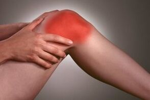 pian sa comhpháirteach glúine mar gheall ar arthrosis